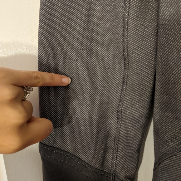 Lululemon jacket - Picture 6 of 6